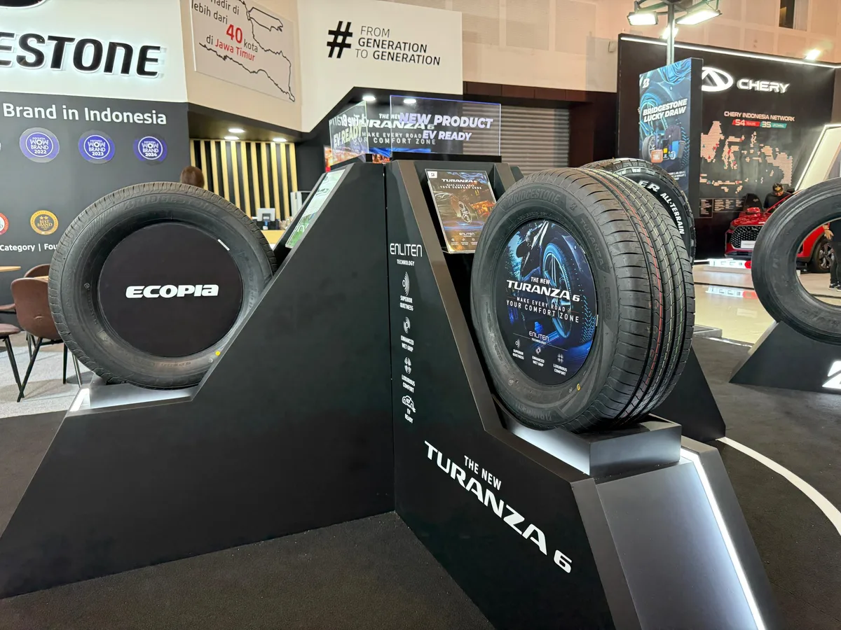 Bridgestone Pamerkan Ban untuk Mobil Listrik di IIMS Surabaya 2025