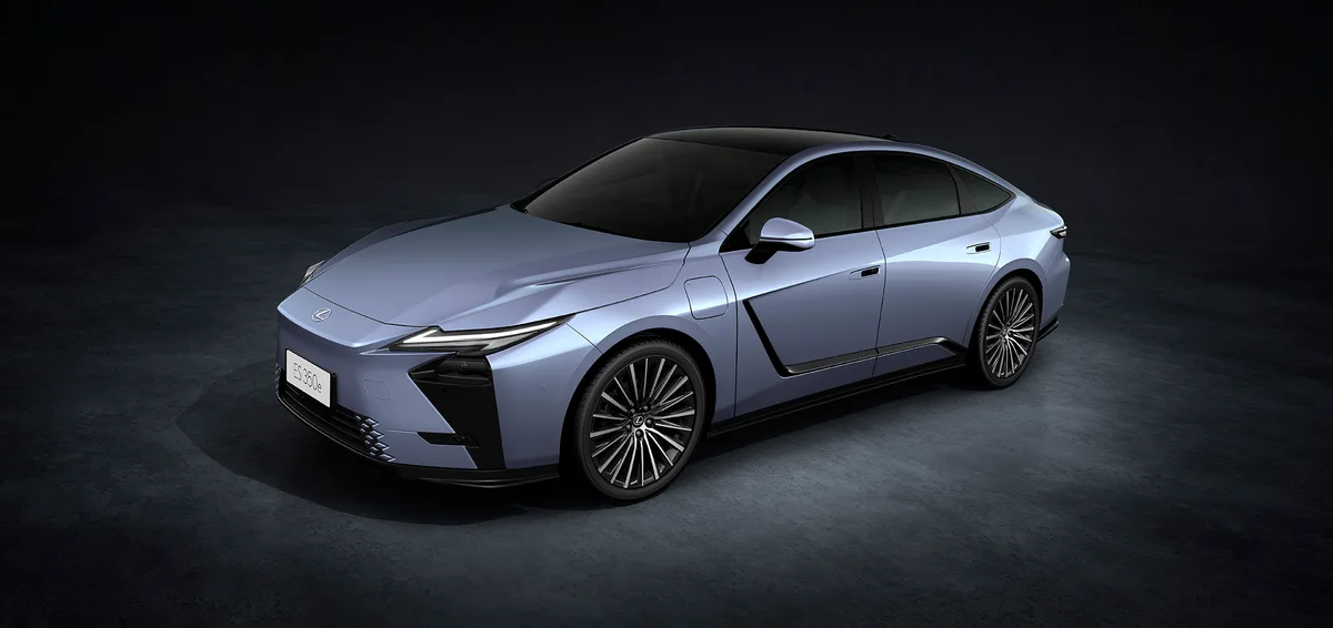 Lexus Resmi Kenalkan The All-New ES di Shanghai Motor Show 2025, Ada Varian Hybrid dan BEV